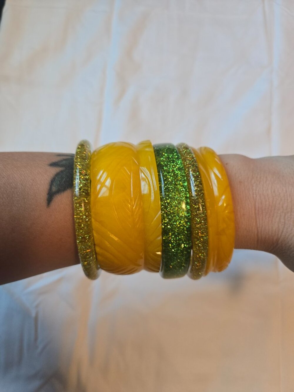 Bakelite fakelite bracelets - Picture 3 of 3